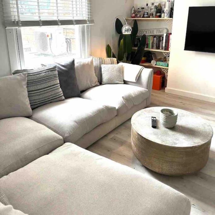 Stunning 2 Bedroom Flat Camden London Exterior photo